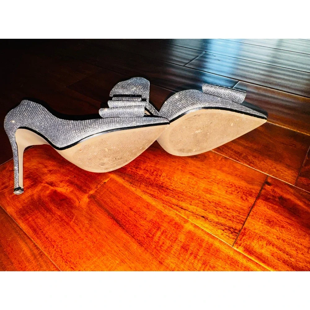 Betsey Johnson Prince Heels Women 7 Silver Excellent Glitter Bow d'Orsay Pumps